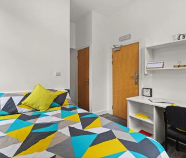 Silver Ensuite - Photo 6