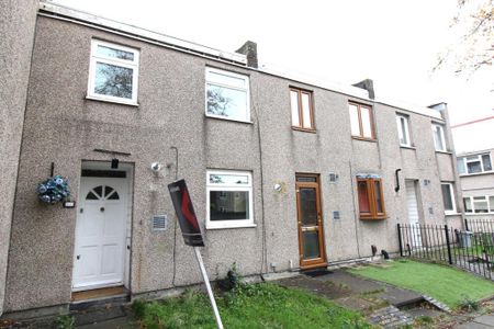 3 bedroom terraced house to rent - Photo 4