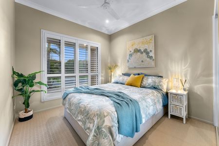 Immaculate Home in a Fantastic Location - Photo 4