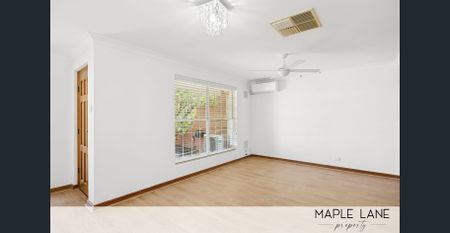 Quiet, quaint and near the beach! - Photo 2