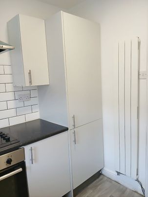 2 Bed Terraced House, Ivy Street, M40 - Photo 1