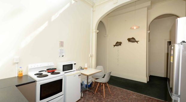 Rent your room in this Historic Home - Photo 1