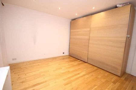 Green Court, Edgware, Middlesex, HA8 - Photo 5