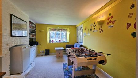 5 bedroom cottage to rent - Photo 2