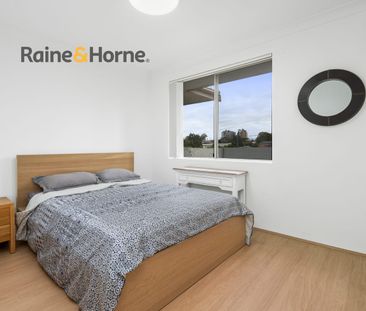 Great Location! - Photo 4