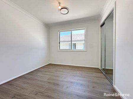 Perfectly Positioned 5 Bedroom Family Home! - Photo 4