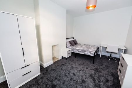 Cliff Mount, Woodhouse, Leeds - Photo 5