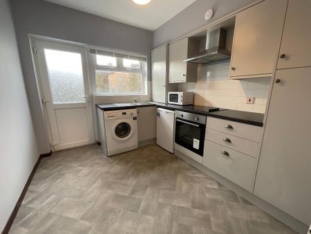 8 Orkney Street, Belfast, BT13 3GR - Photo 5