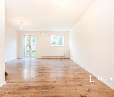 3 bedroom property to rent Challacombe, Furzton, Milton Keynes, MK4 - Photo 1