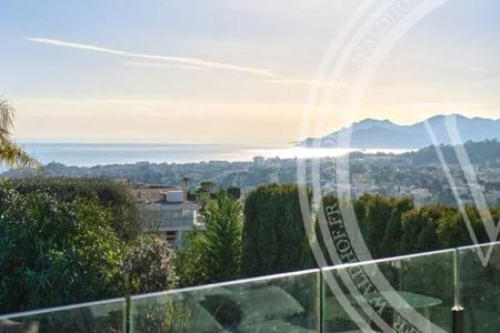 Splendid villa contemporaine sur les hauteurs de Cannes vue Mer - Photo 3