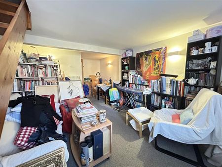 2 bedroom terraced house to rent - Photo 2