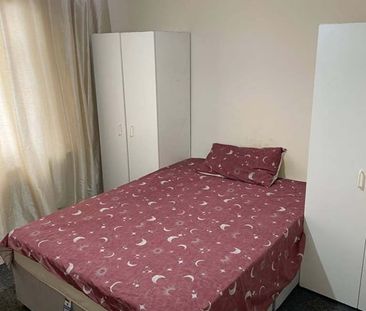 Room in a Shared Flat, Linden Avenue, NW10 - Photo 3