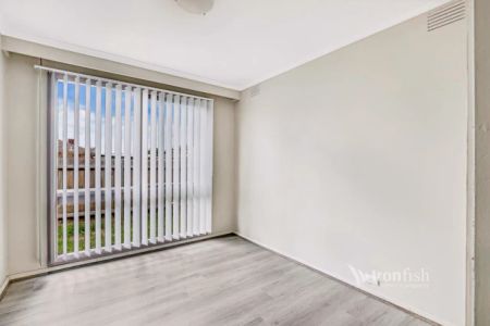 2 Bed, 1 Bath - Photo 5