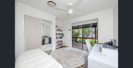 Stunning Family Home in Oxenford with Pool and Spacious Yard - Photo 2