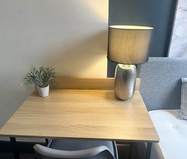 1 bedroom in a house share to rent - Photo 5