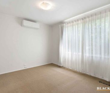 Ideal Family Home - Photo 4