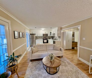 For Lease - 515 Louis Drive, Mississauga, Ontario - Photo 1