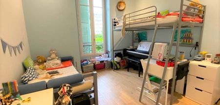 Location Appartement T4 - Photo 2