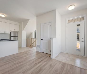 For Lease - 36 Thornbird Crescent Unit# Main, Brampton, Ontario - Photo 1