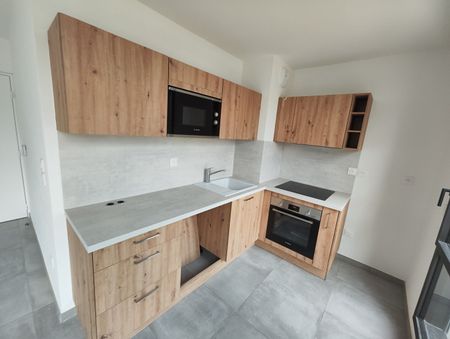 Location Appartement 2 pièces 49m² - Photo 5