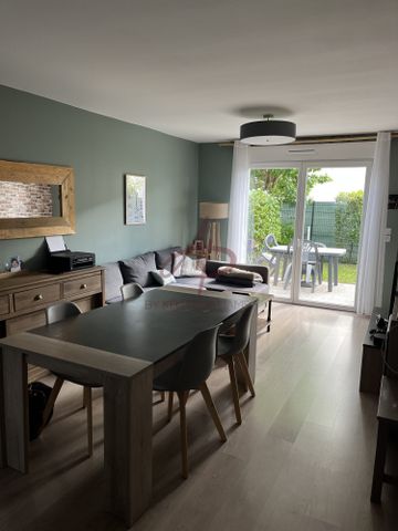 Location Appartement 3 pièces 58m² LYS LEZ LANNOY 59390 - Photo 2