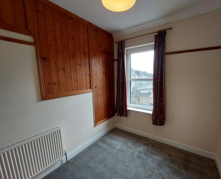 2 bedroom terraced house to rent - Photo 3