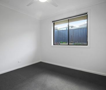 8 Breeze Street, Gwandalan, NSW 2259 - Photo 3