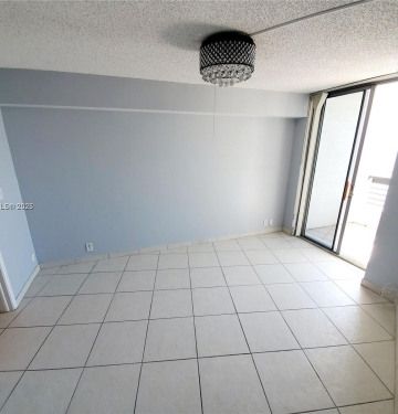 Appartement • Aventura - Photo 2