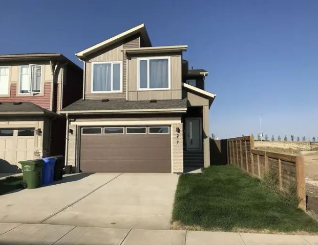 Beautiful single family dwelling home with 3 bedrooms + office (built in 2024) | 219 Mallard Grove Southeast, Calgary - Photo 1