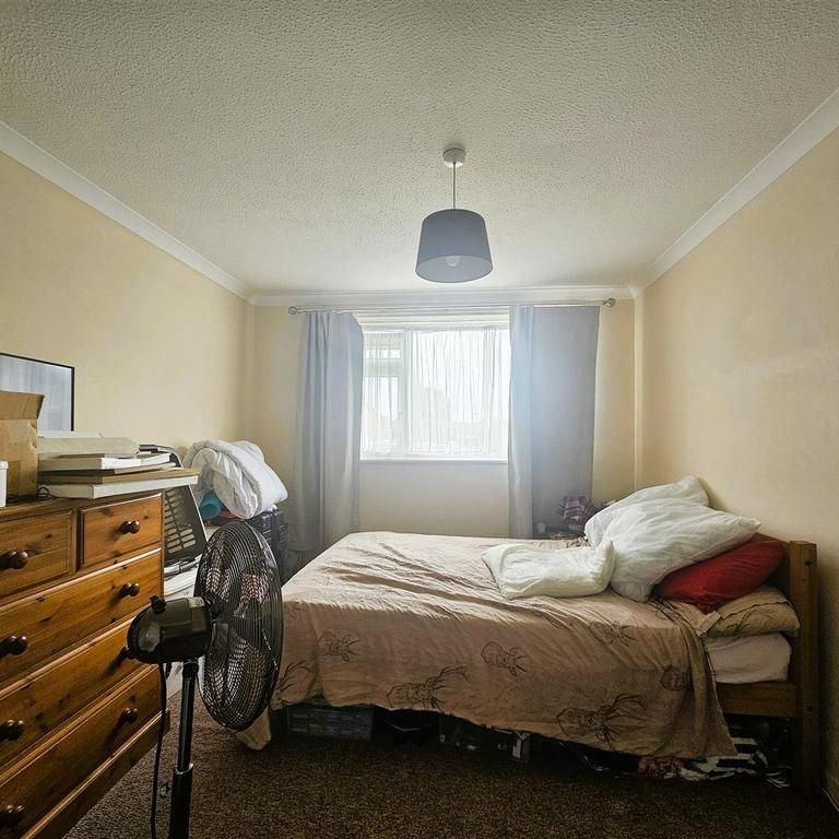 1 bedroom ground floor flat to rent - Photo 1