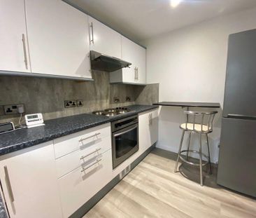 2 bedroom flat to rent - Photo 5