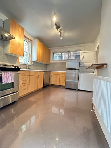 For Lease - 46 Bartonville Avenue Unit# Main, Toronto, Ontario - Photo 2