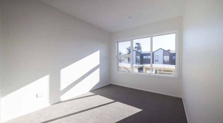 3 Bedrooms, 4 Ruru Lane, Kenepuru - Photo 5