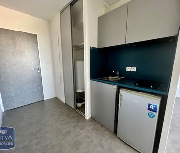 Location Appartement 1 pièce 29m² CALUIRE ET CUIRE 69300 - Photo 1