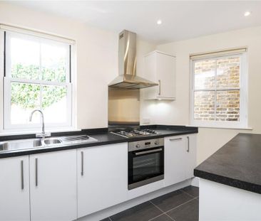 2 bedroom end of terrace house to rent - Photo 5