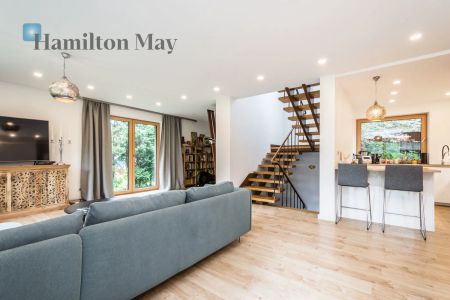 Luksusowy dom z dużym ogrodem na Olszy - Zdjęcie 2