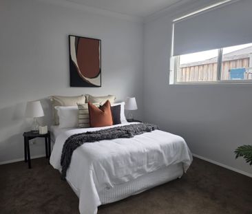 Modern 3-Bedroom Family Home!!! - Photo 3