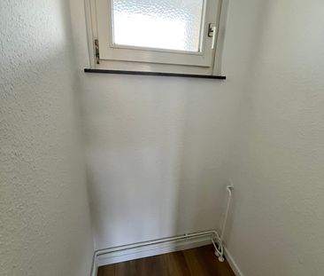 Schöne 2-Zimmer-Wohnung mit Balkon! - Foto 5