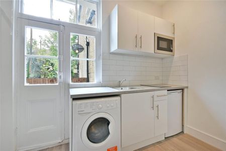 Studio to rent - Photo 5