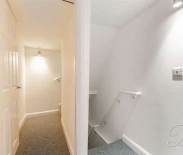 2 bedroom - Photo 2