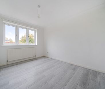 Hotham Close, Sutton At Hone, Dartford, DA4 9ET - Photo 6