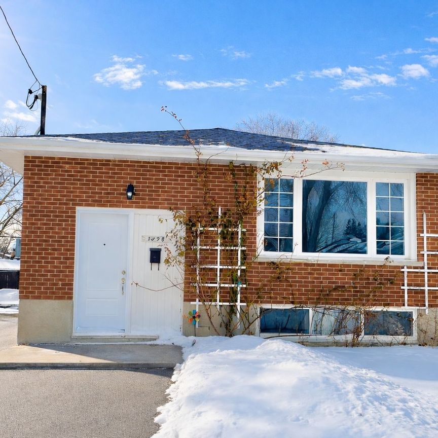 For Lease - 1398 Lakefield Street, Oshawa, Ontario - Photo 1