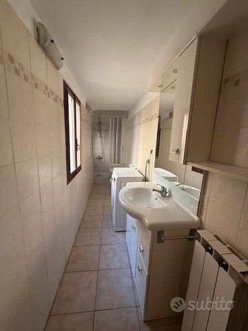 Centro Storico: appartamento arredato - Photo 2