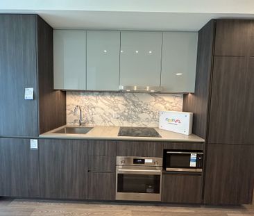 For Lease - 8 Interchange Way Unit# 501, Vaughan, Ontario - Photo 4