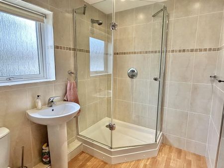 1 bedroom semi-detached house to rent - Photo 4