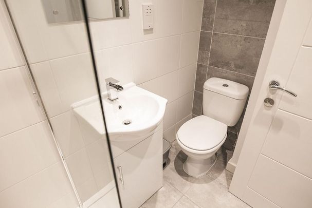 5 bedroom house to rent - Photo 1