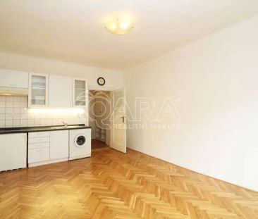 Pronájem bytu 1+kk, 26 m - Fotografie 2