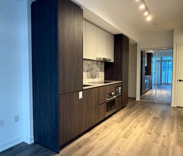 For Lease - 8 Interchange Way Unit# 5201, Vaughan, Ontario - Photo 6