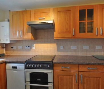 2 bedroom terraced house to rent - Photo 4
