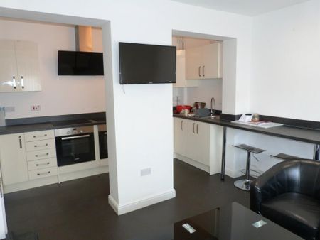 1 bedroom in a house share to rent - Photo 4